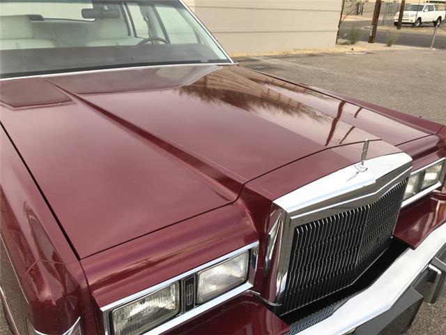 1989 Lincoln Town Car Signature - photo 10