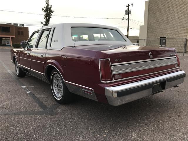 1989 Lincoln Town Car Signature - photo 8