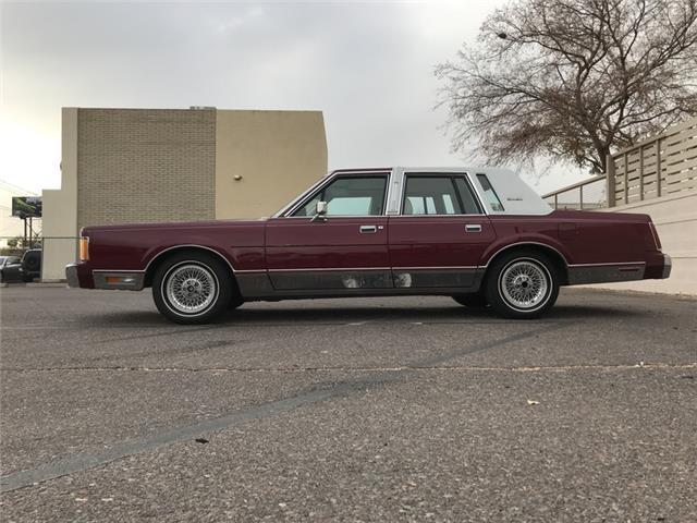1989 Lincoln Town Car Signature - photo 9