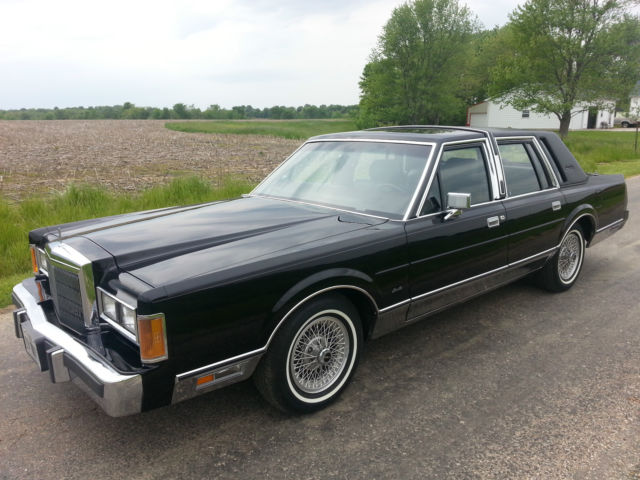 1989 Lincoln Town Car - photo 5