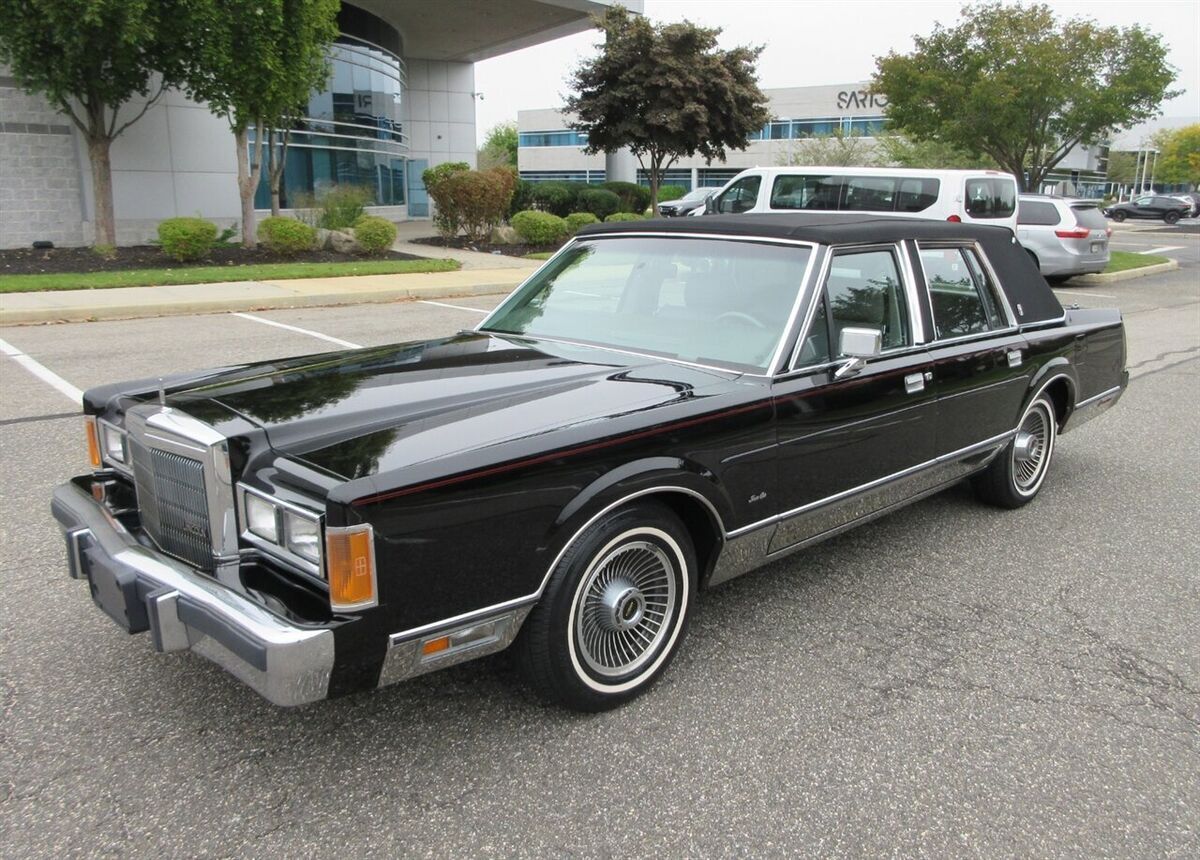1989 Town Car Signature - photo 5