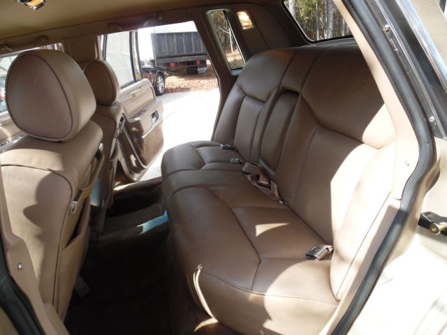 1989 Lincoln Town Car SIGNATURE SERIES - photo 11