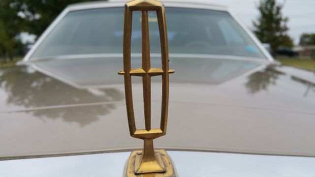 1989 Lincoln Town Car - photo 8