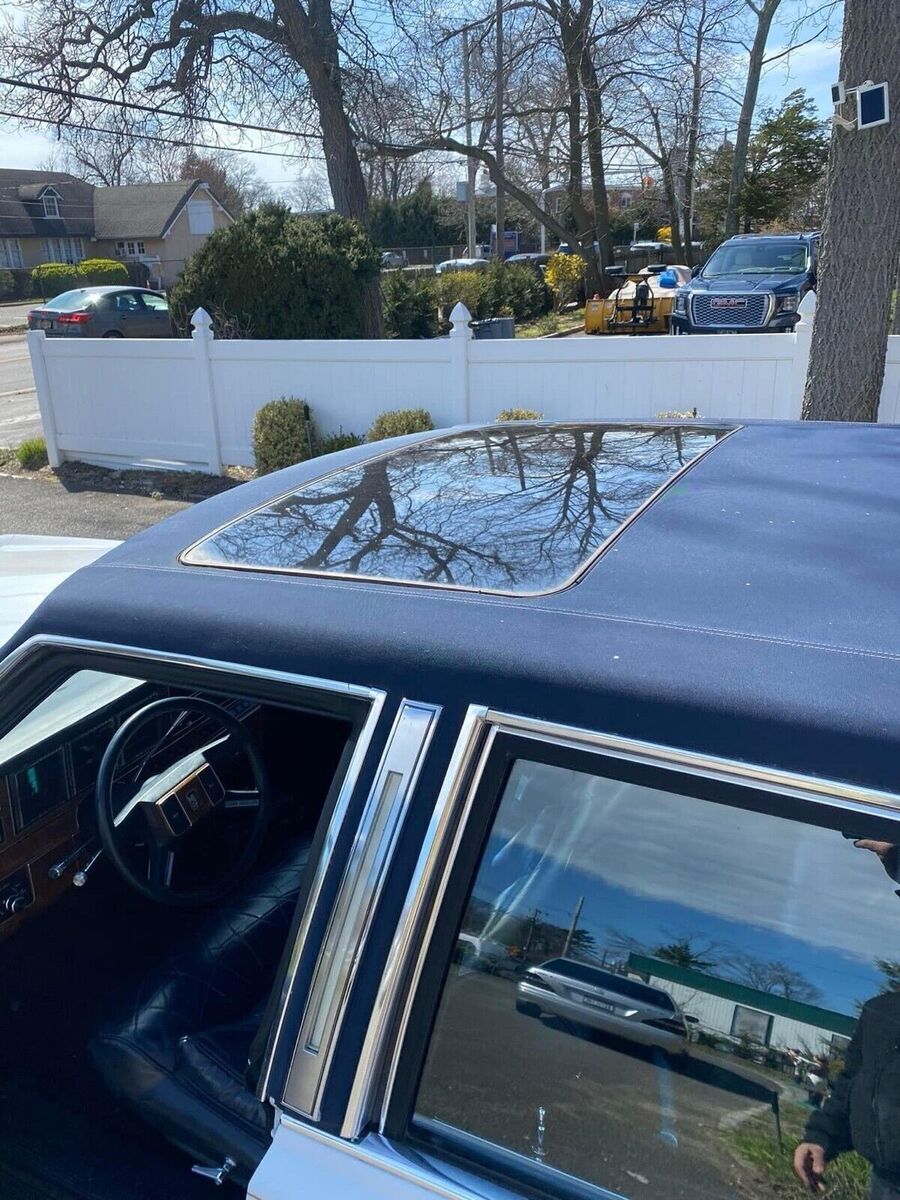 1989 Lincoln Town Car SIGNATURE SPECIAL - photo 4