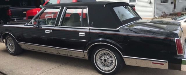 1989 Lincoln Town Car CLOTH ROOF