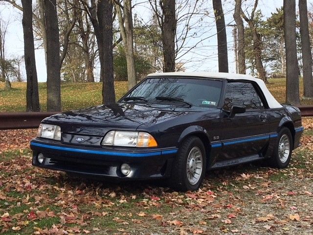 1989 Ford Mustang GT - photo 2
