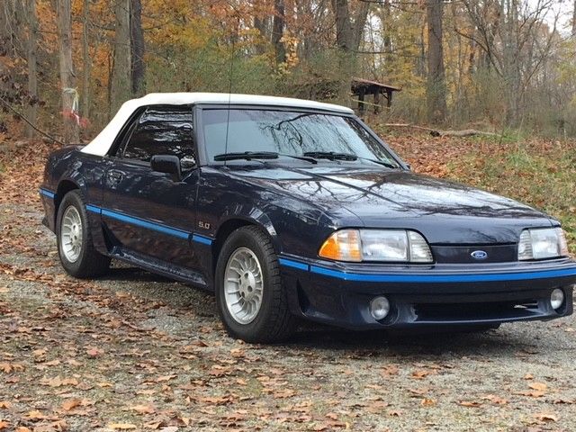 1989 Ford Mustang GT - photo 4