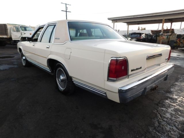 1989 Ford Crown Victoria LX - photo 3