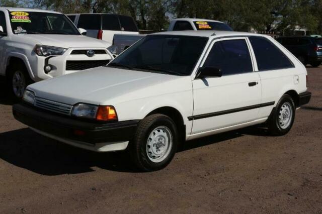 1989 Mazda 323 -- - photo 3