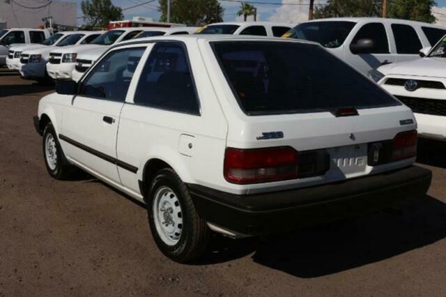 1989 Mazda 323 -- - photo 5