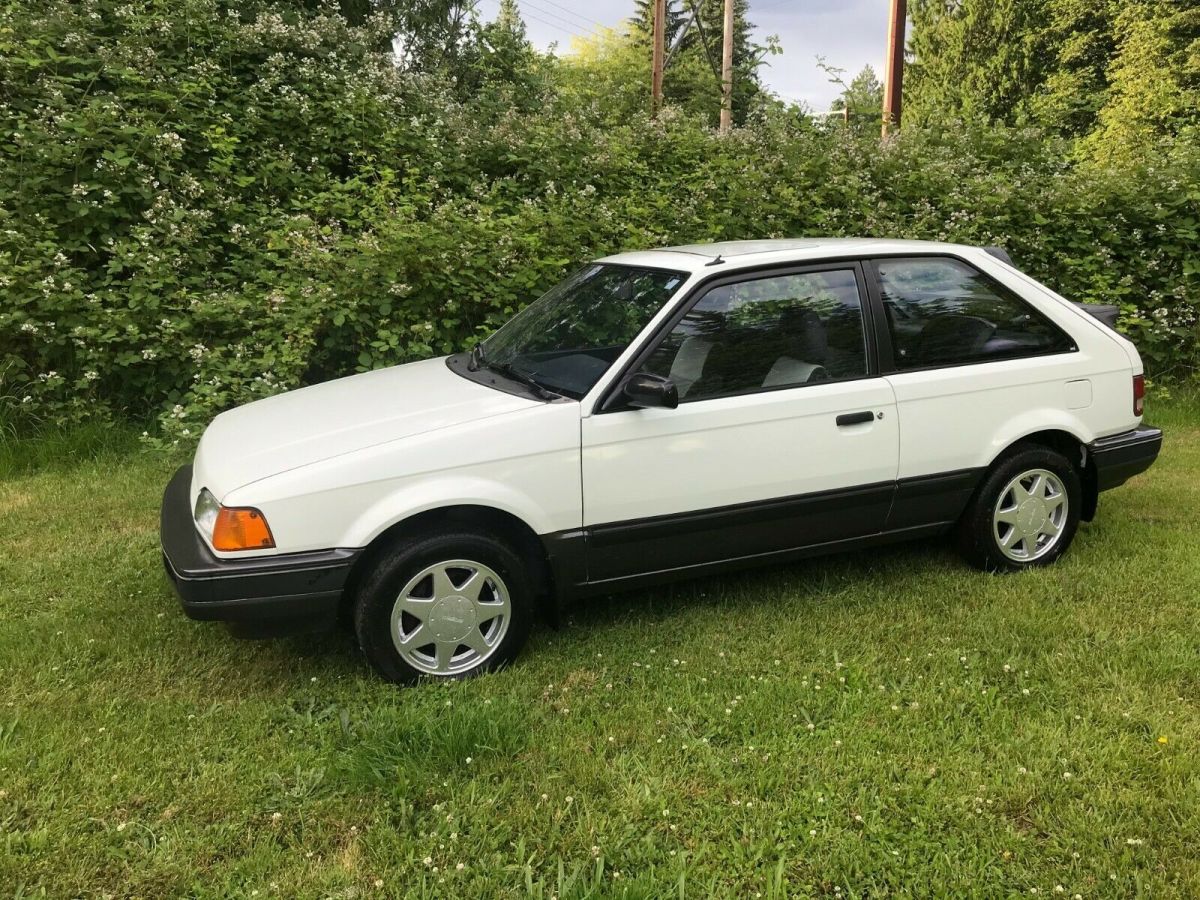 1989 Mazda 323 GTX - photo 2