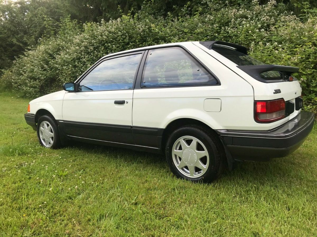 1989 Mazda 323 GTX - photo 3
