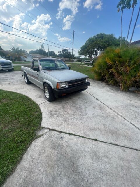 1989 Mazda B-Series Pickups SHORT BED - photo 8