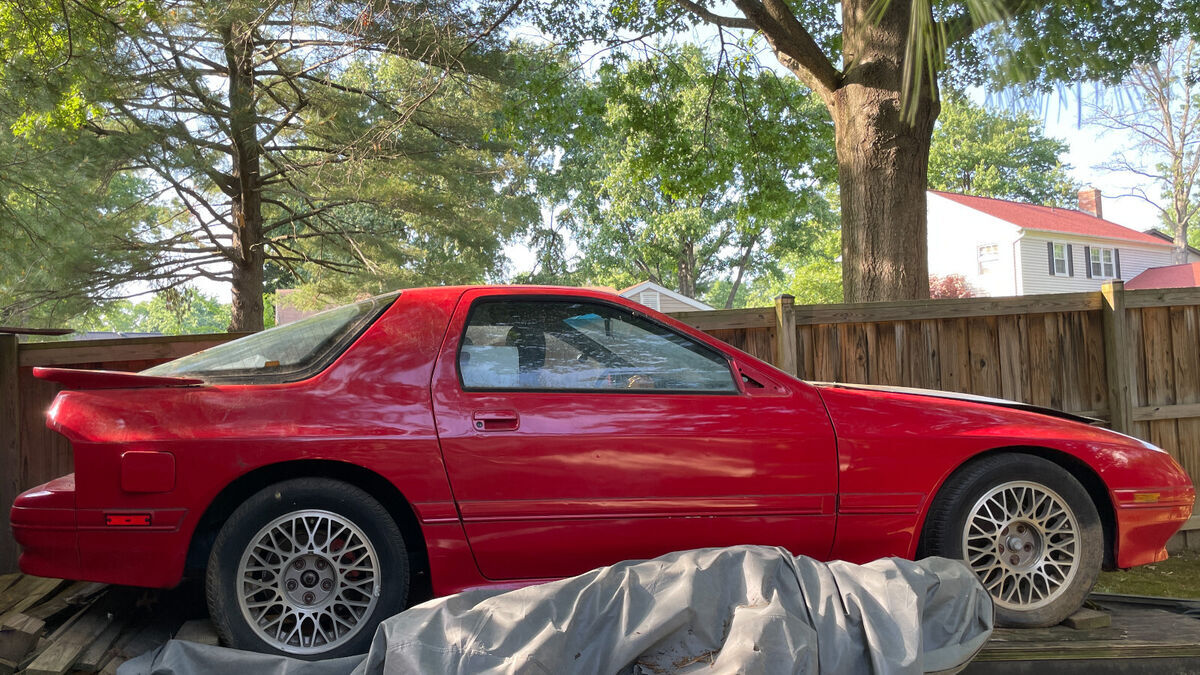 1989 Mazda RX-7 GTUs, NON-RUNNING ROLLER, Selling AS-IS 1989 Mazda RX-7 GTUs
