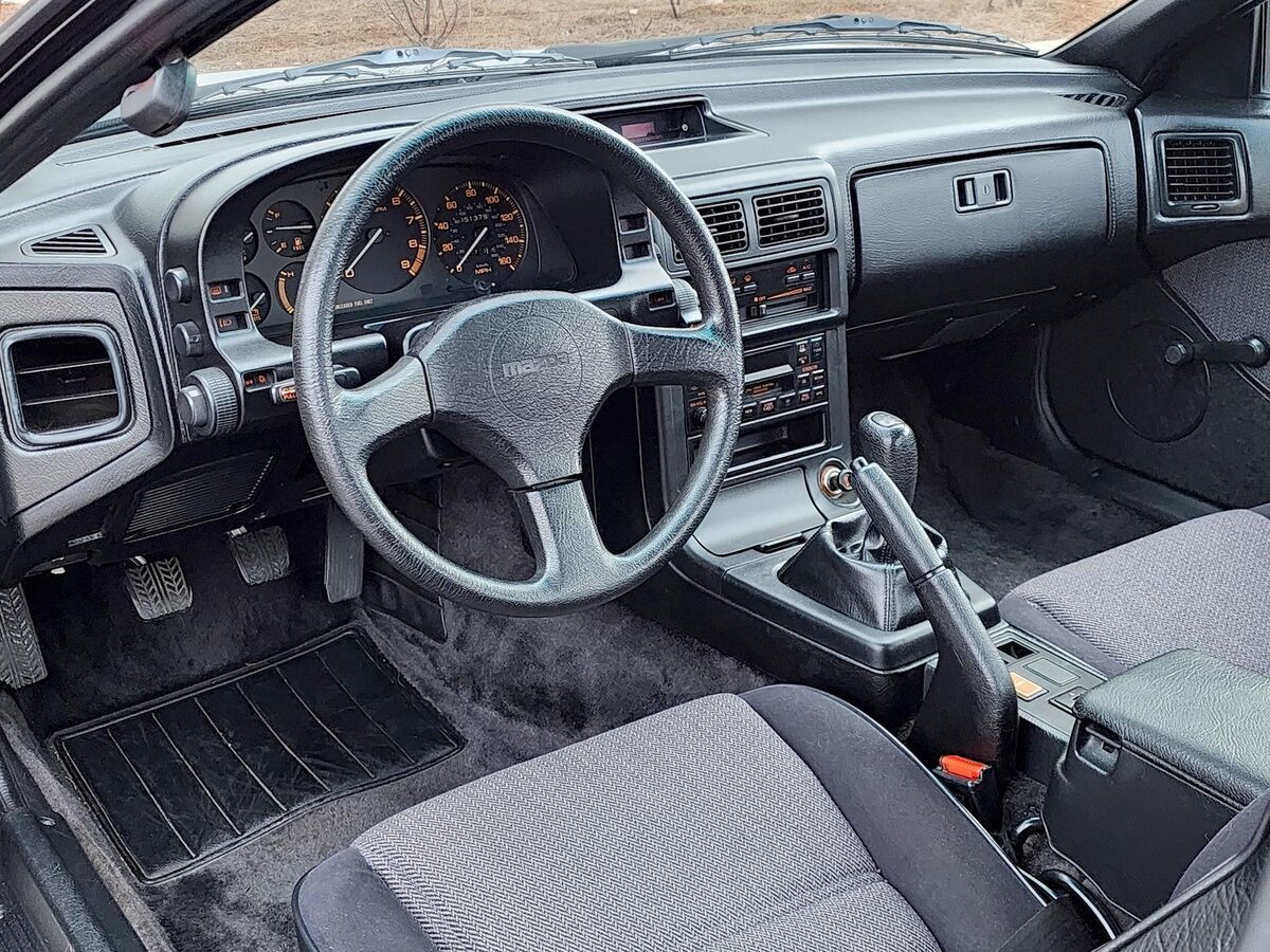 1989 Mazda RX-7 GTU - photo 2