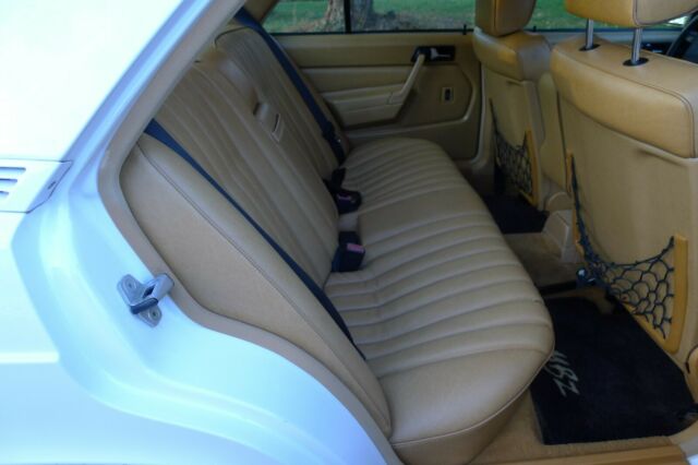 1989 Mercedes-Benz 190-Series Mercedes 190-Series 190E 2.6 W201 1989 - photo 12