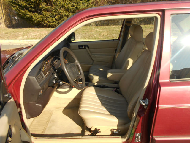 1989 Mercedes-Benz 190-Series 190E - photo 9