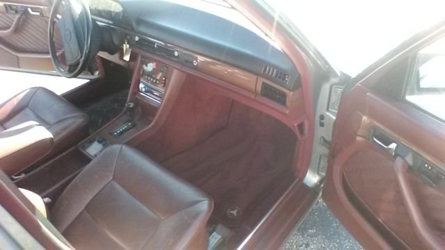 1989 Mercedes-Benz 300-Series SE - photo 9