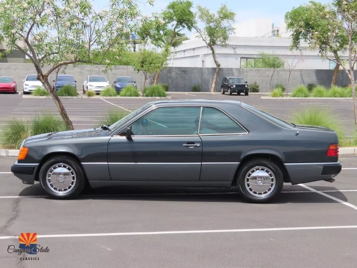 1989 Mercedes-Benz 300-Series 2dr Coupe 300CE Auto - photo 7