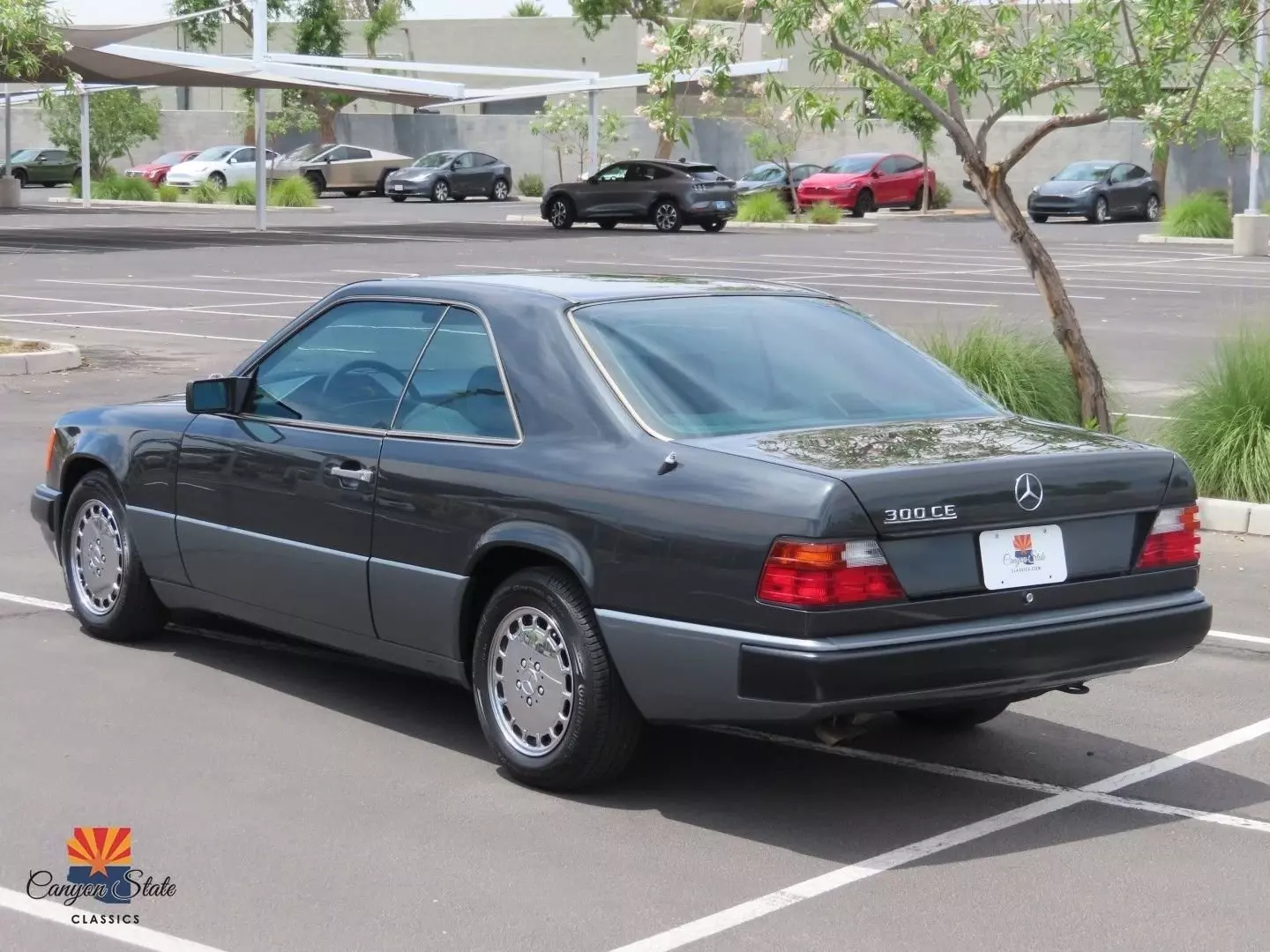 1989 Mercedes-Benz 300-Series 2dr Coupe 300CE Auto - photo 9