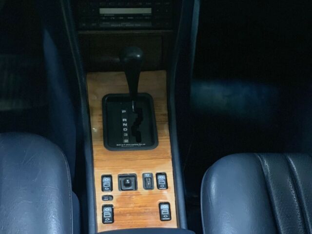 1989 Mercedes-Benz 300-Series - photo 9