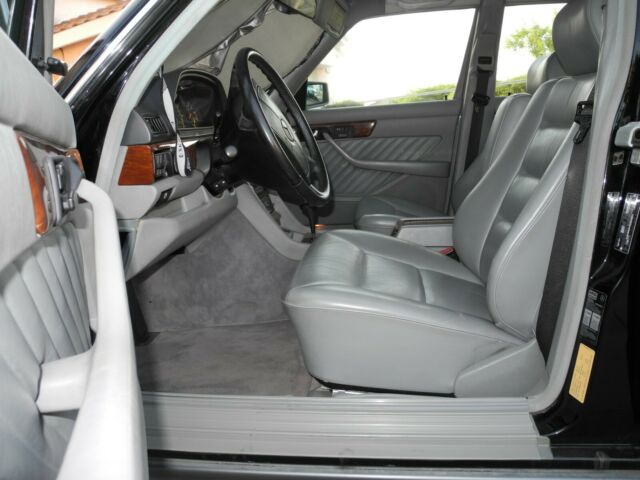 1989 Mercedes-Benz S-Class 560SEL - photo 11