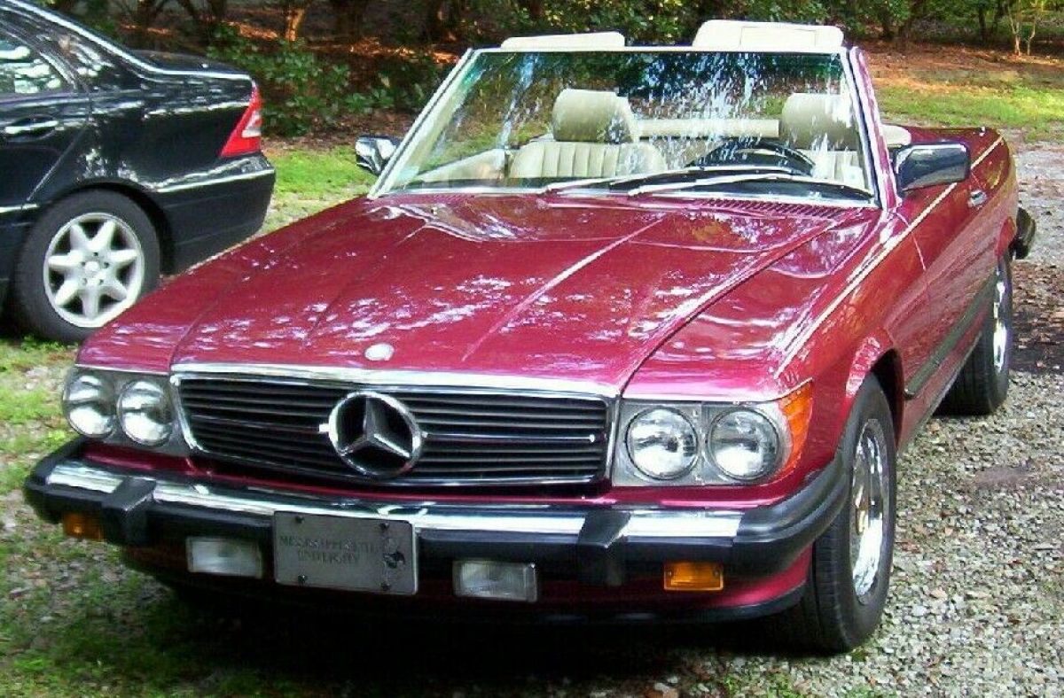 1989 Mercedes 560SL Roadster 1989 Mercedes-Benz SL-Class