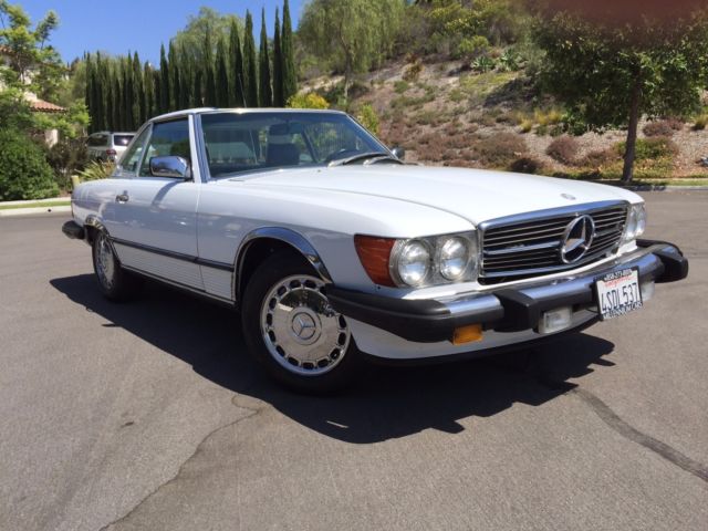 1989 Mercedes 560SL Roadster W/ hard top/soft top low miles Pristine condition!! 1989 Mercedes-Benz SL-Class