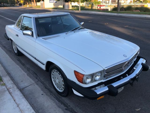 1989 Mercedes-Benz SL-Class COUPE