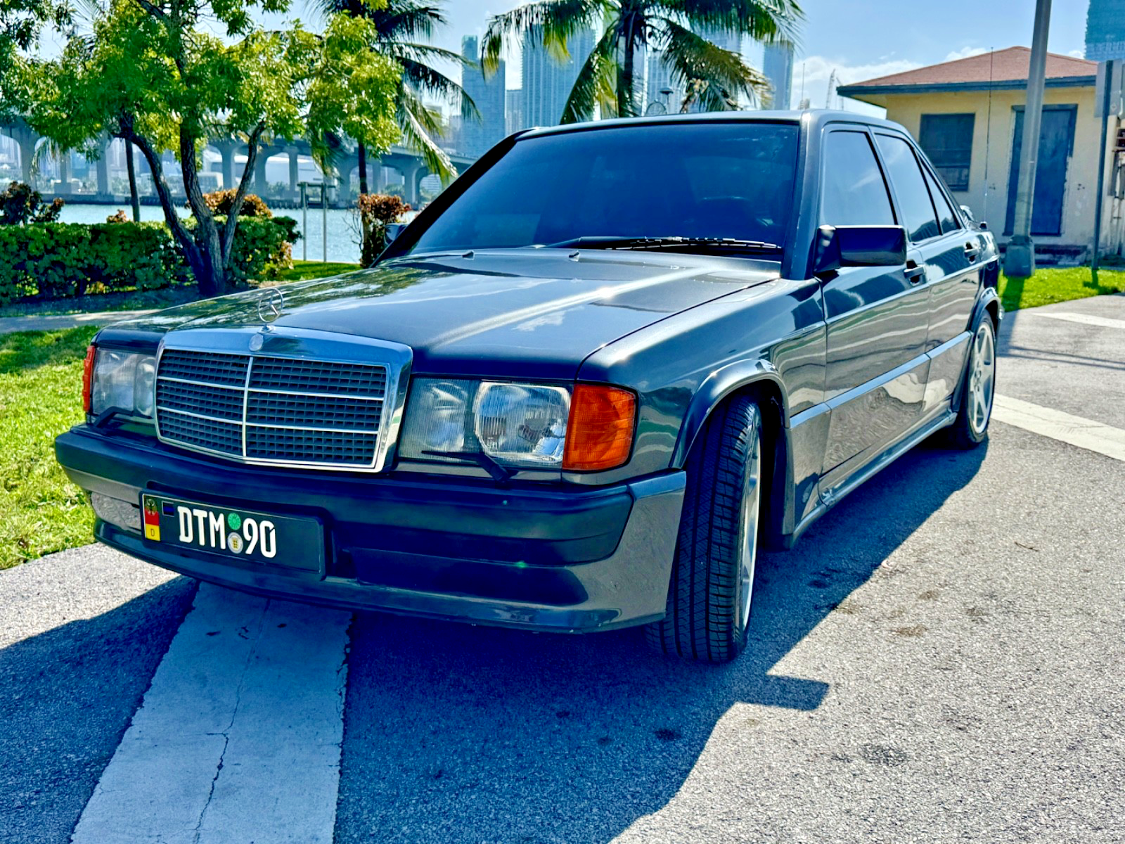 1989 Mercedes-Benz 190-Series 2.5-16V COSWORTH - photo 2