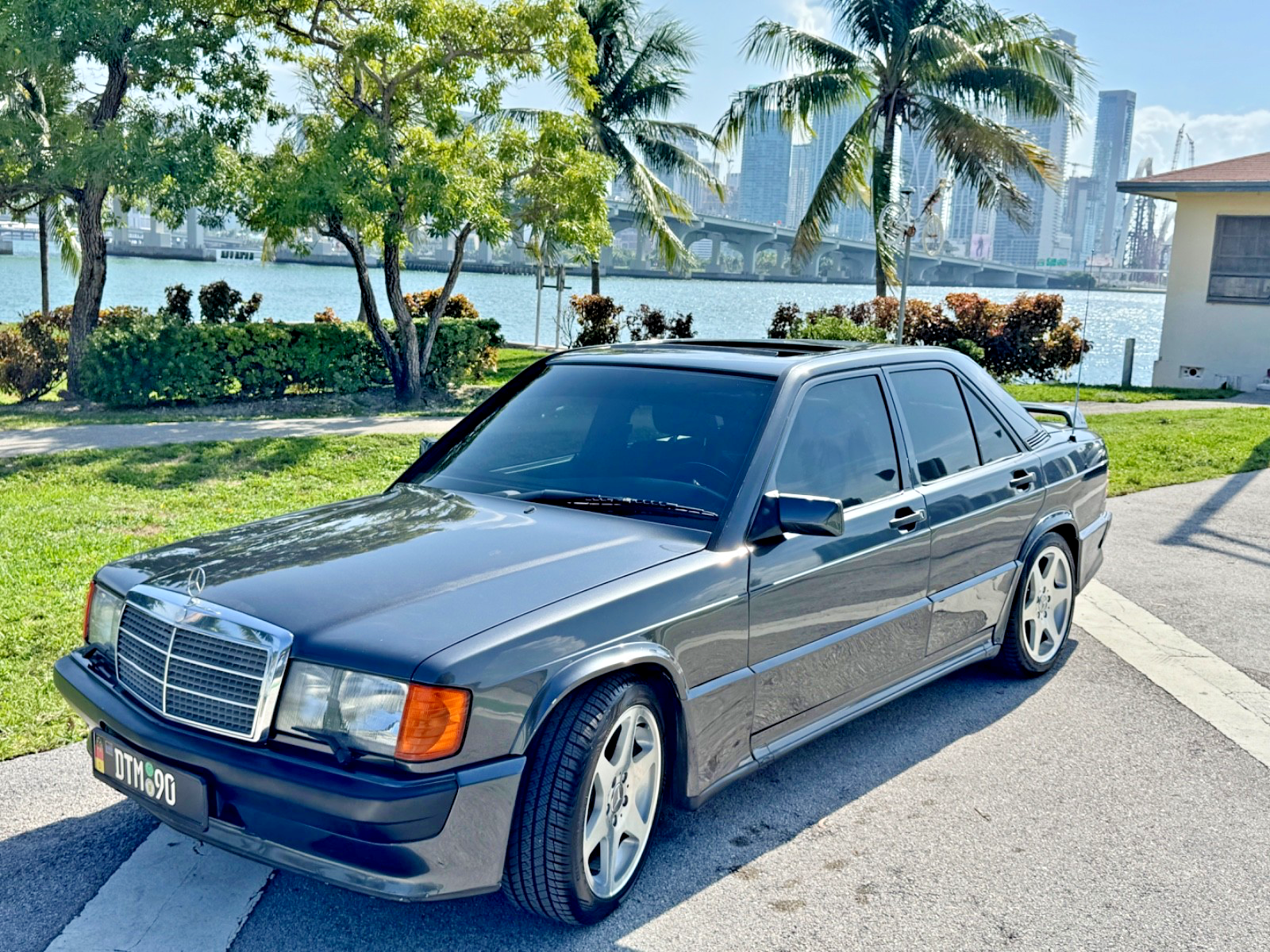 1989 Mercedes-Benz 190-Series 2.5-16V COSWORTH - photo 5