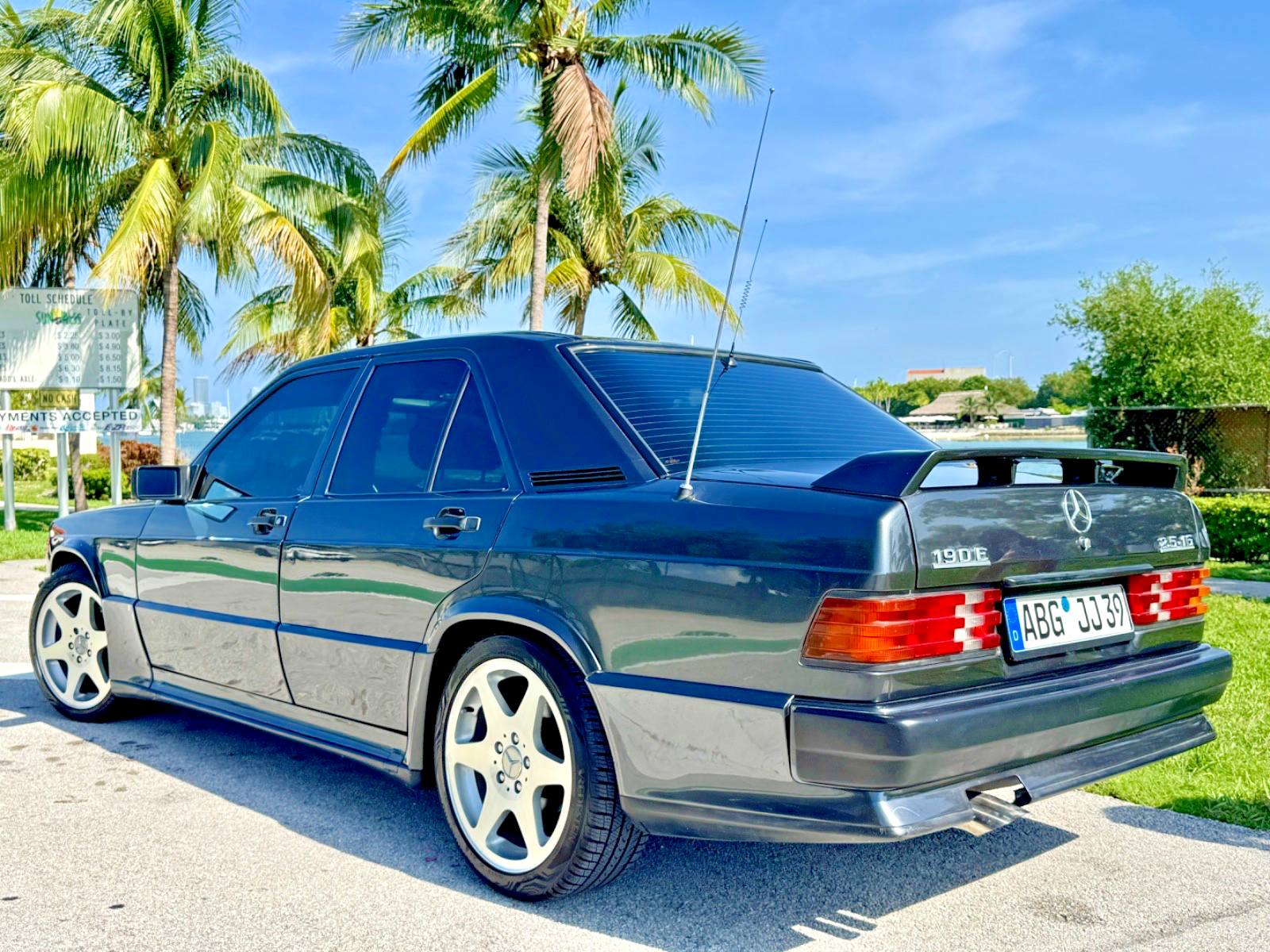 1989 Mercedes-Benz 190-Series 2.5-16V COSWORTH - photo 7