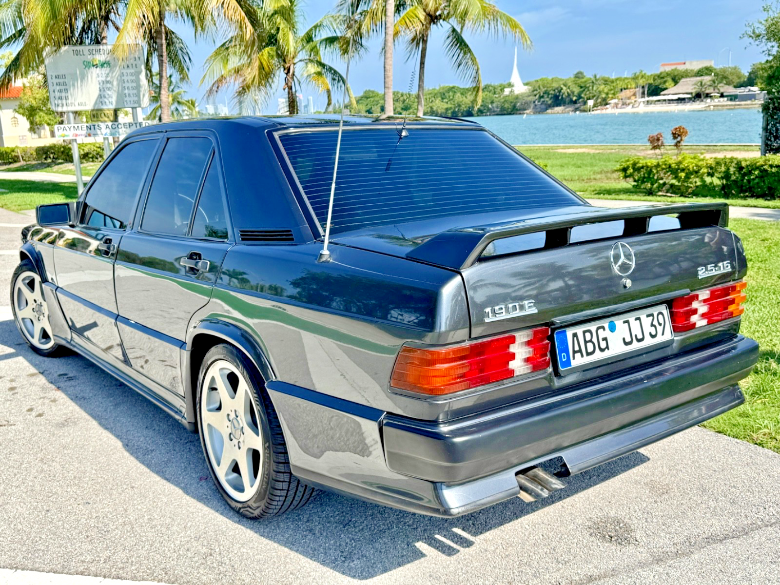 1989 Mercedes-Benz 190-Series 2.5-16V COSWORTH - photo 8