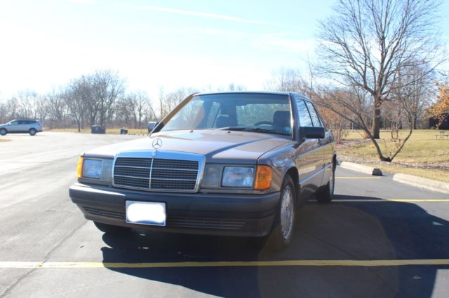 1989 Mercedes-Benz 190E 1989 Mercedes-Benz 190-Series