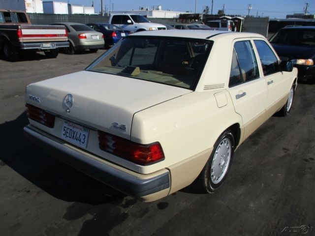1989 Mercedes-Benz 190-Series 4 Dr - photo 5