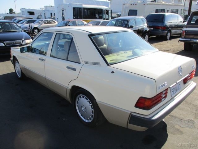 1989 Mercedes-Benz 190-Series 4 Dr - photo 7