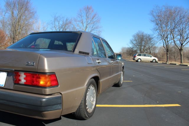1989 Mercedes-Benz 190-Series - photo 7