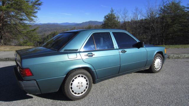 1989 Mercedes-Benz 190-Series E - photo 3