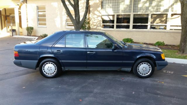 Mercedes-Benz E-Class - photo 4