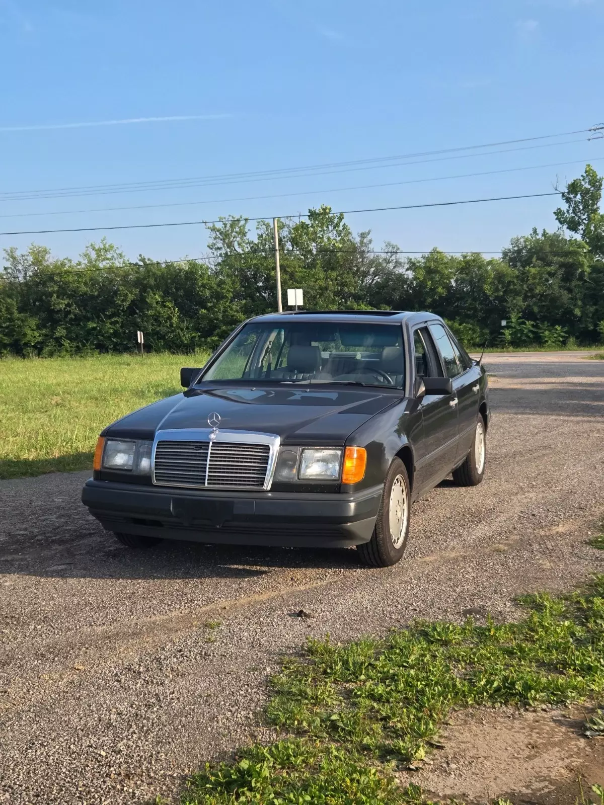 1989 mercedes-benz 260e base sedan 4-door 2.6l 1989 Mercedes-Benz E-Class