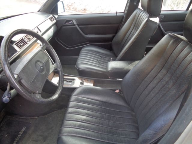 1988 Mercedes-Benz 200-Series - photo 5