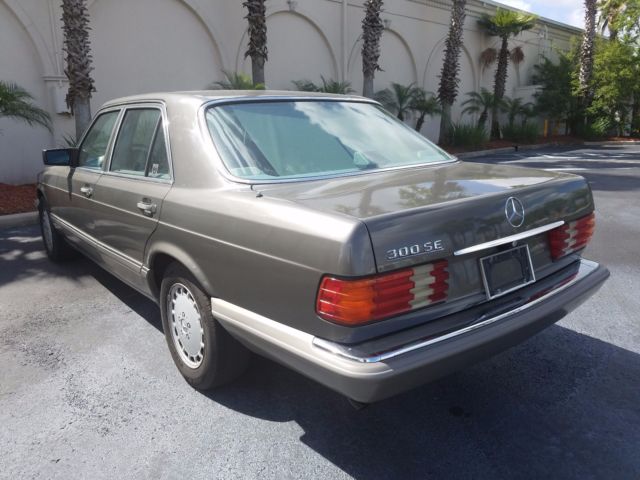 1989 Mercedes-Benz 300-Series - photo 4