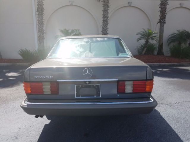 1989 Mercedes-Benz 300-Series - photo 5