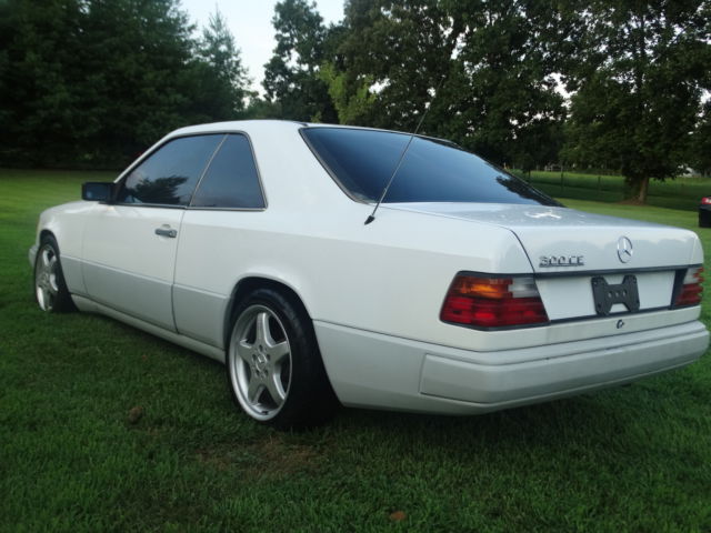 1989 Mercedes-Benz 300-Series 300CE - photo 3