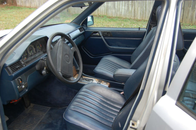 1989 Mercedes-Benz 300-Series - photo 7