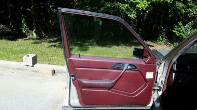1989 Mercedes-Benz 300-Series - photo 5