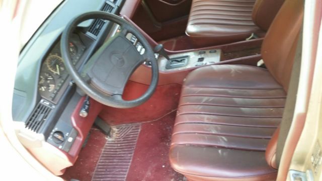 1989 Mercedes-Benz 300-Series - photo 6