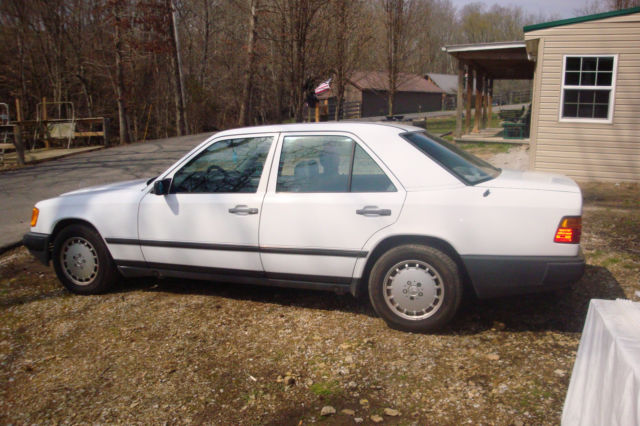 1989 Mercedes-Benz 300-Series - photo 4