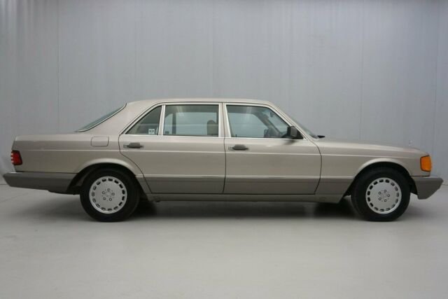 1989 Mercedes-Benz 300SEL -- - photo 2