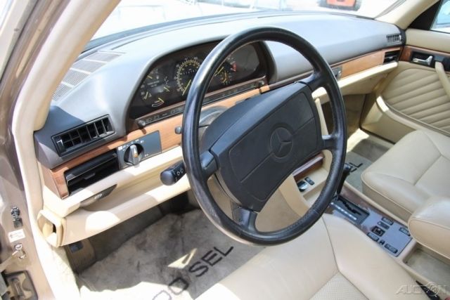 1989 Mercedes-Benz 300-Series SEL - photo 12